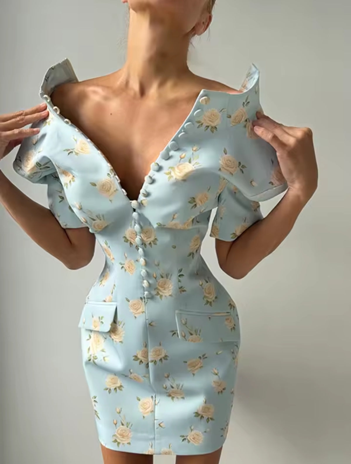 Artistic Clothing & Fabrics