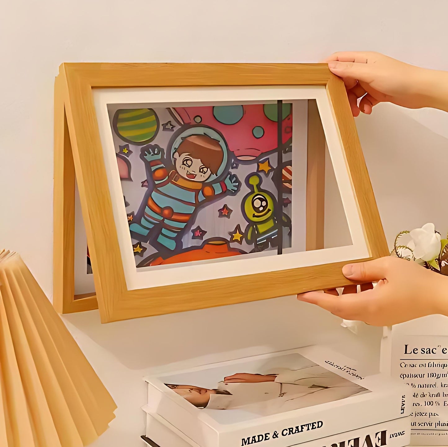 Wooden Art Display Case A4, Magnetic Closure, Craft Storage