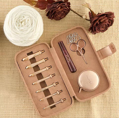 Travel Crochet Hook Set in Fabric Case, 7 Chunky Interchangeable Hooks, Different Sizes, Rosewood Handle, Scissors, Crochet on the Go
