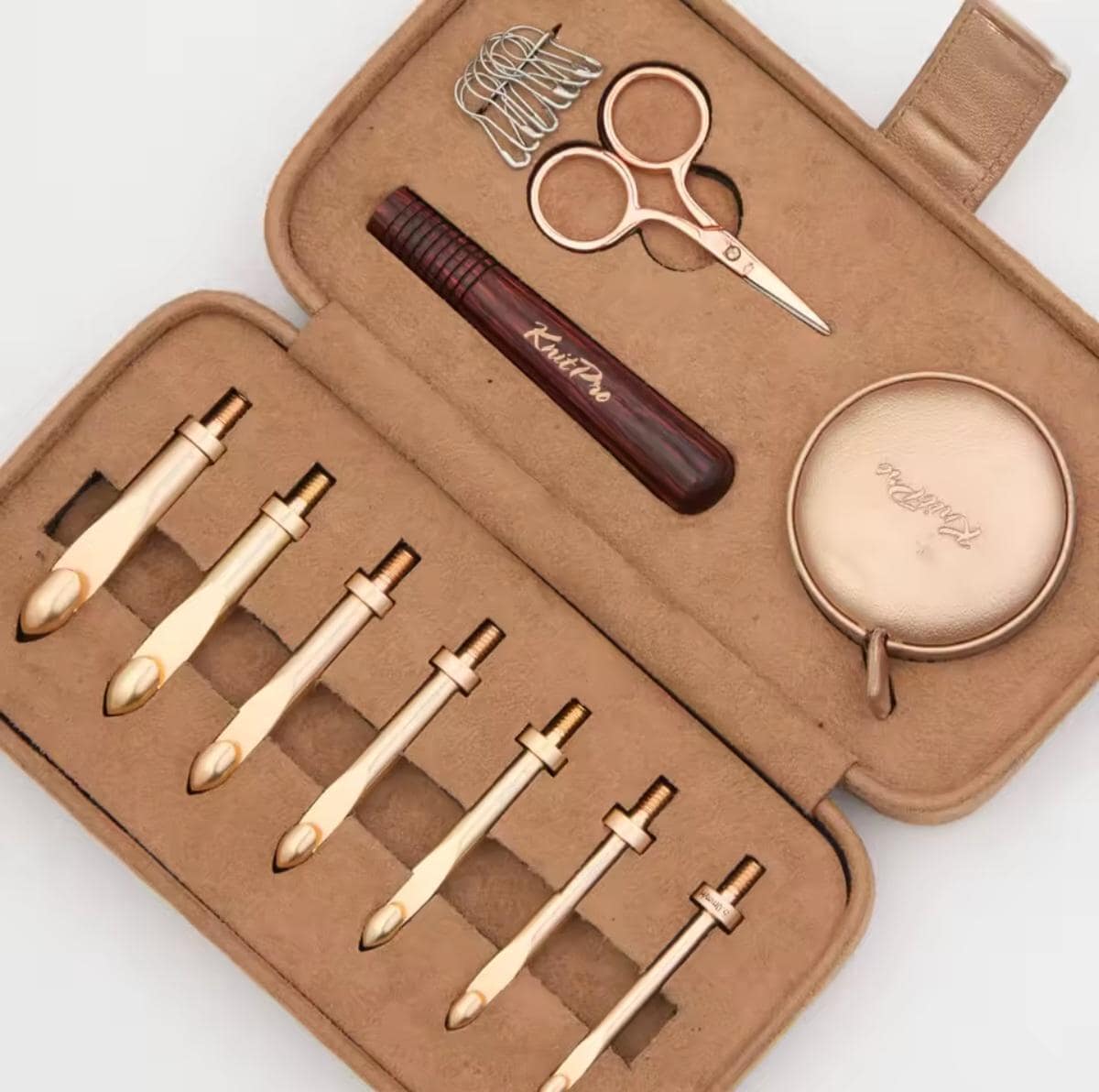 Travel Crochet Hook Set in Fabric Case, 7 Chunky Interchangeable Hooks, Different Sizes, Rosewood Handle, Scissors, Crochet on the Go